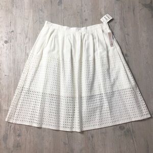 Chelsea28 white eyelet skirt NWT